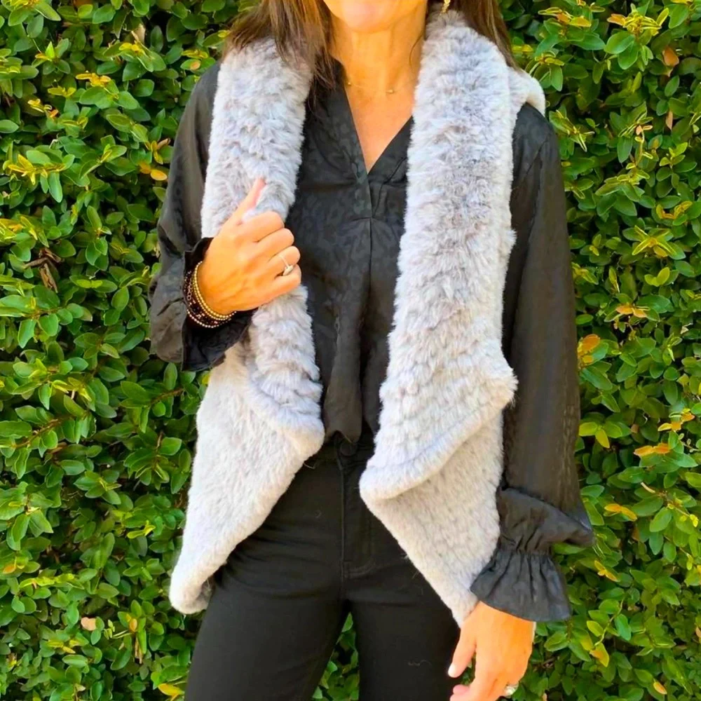 Current Air - Anthropologie | Draped Collar Faux Fur Vest in Gray - NWT